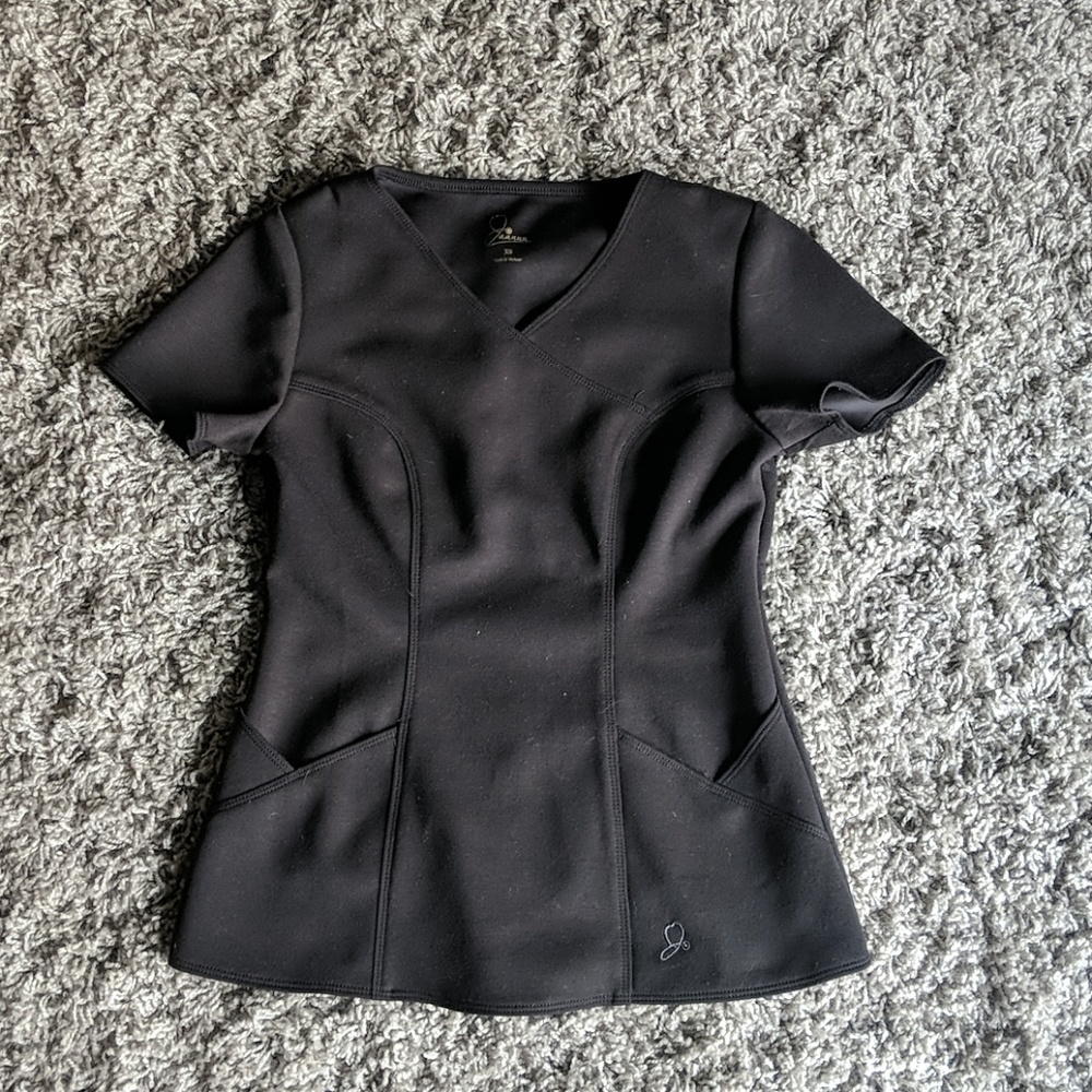 Black Jaanuu Scrup Top